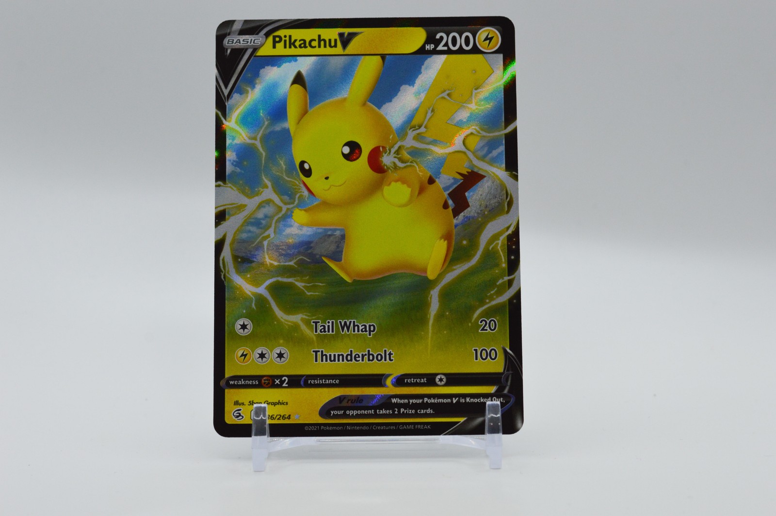 SWSH08: Fusion Strike #086/264 Pikachu V