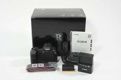 Canon EOS R w/Battery Grip BG-E22 - Shutter Count 62000 or less