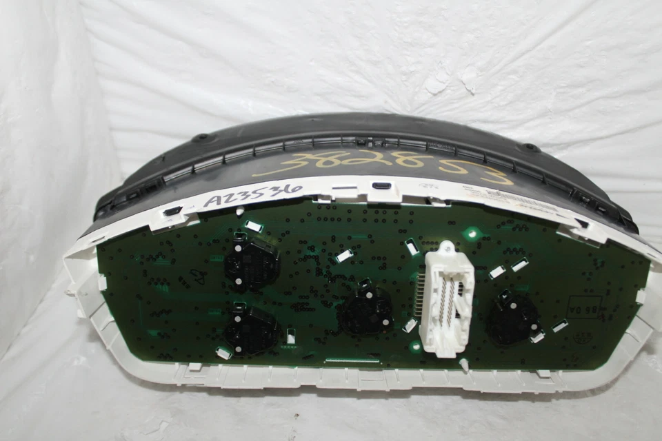 Speedometer Instrument Cluster 2010Mitsubishi Galant Panel Gauges 31,239 Miles - Image 2 of 4