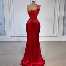 Red Sleeveless Mermaid EveningDresses Satin Pleated Applique Princess Prom Gown