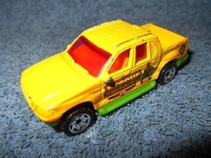 Details About 2000 Matchbox Ford Explorer Sport Trac Rescue Heroes 169 Diecast Pickup Truck