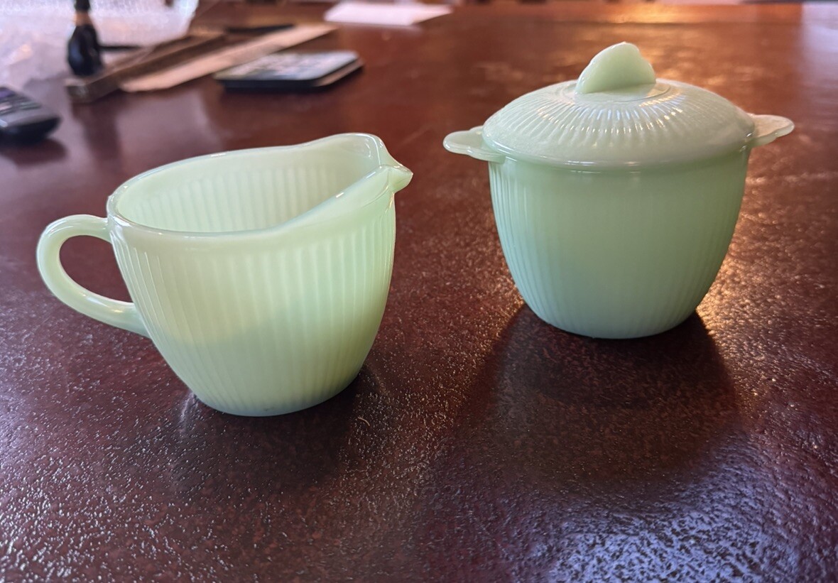 Vintage FIRE KING Jane Ray Jadeite Creamer And Sugar Bowl Set With Lid