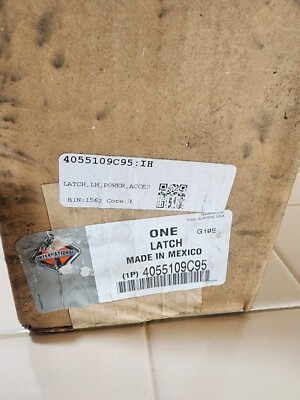 Navistar International 4055109C95 Latch Access Door Power Left 