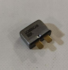 Audi A6 4B VW Relais Sicherung Thermosicherung 443937105A