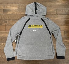 Michigan Wolverines Nike Women's Winter Performance Hoodie Size Medium 90 NEW