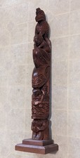 VTG. LARGE BOB JAMES NORTHWEST COAST CARVED CEDAR TOTEM POLE, ANIMAL EFFIGY