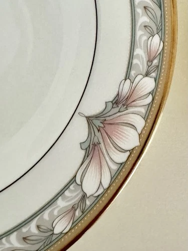 PRISTINE Noritake ‘Barrymore’ TWO Rim Soup Bowls w/ Under-plates (Salad);  Japan