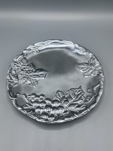 Arthur Court grape vine cheese plate aluminum 8" 2000 - Picture 4 of 11