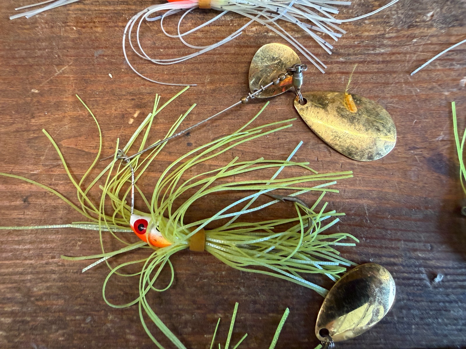 (9) Mann's Hank Parker The Classic Spinnerbait with Skirt As Shown Vintage - Image 6