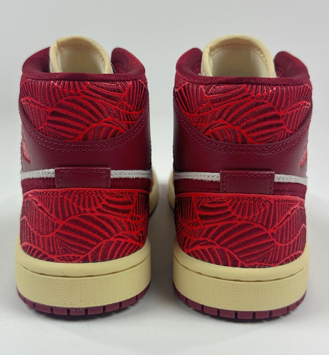 Nike Air Jordan 1 Retro Mid SE Tiki Leaf Red Womens 7 Shoes Nike Air Jordan 1 Retro Mid SE Tiki Leaf Red Womens 7 Shoes