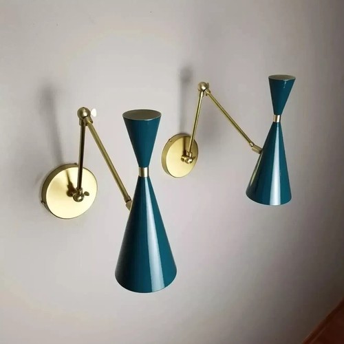 Monolith' Italian Reading Lamp Brass 1950s Italian Wall Lamp Mid Century Pair
