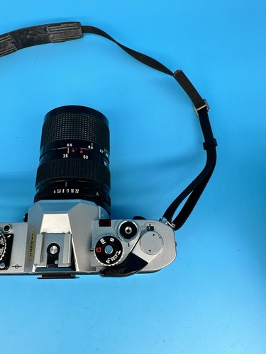 Canon AV-1 35mm Film SLR Camera with Canon FD 35-70mm F/4 Lens - Picture 6 of 13