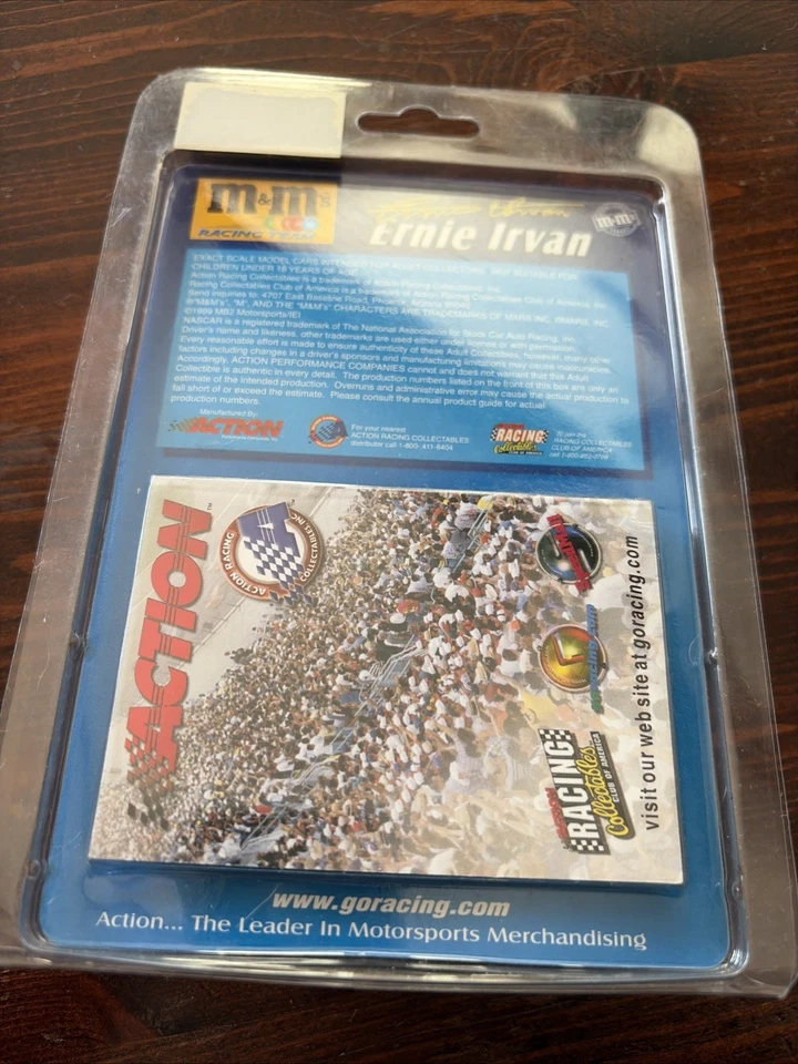 ERNIE IRVAN #36 CRUJIENTE M&M'S 1999 1/64 COCHE DIECAST DE ACCIÓN HECHO EN 12.024 Foto 2 de 3