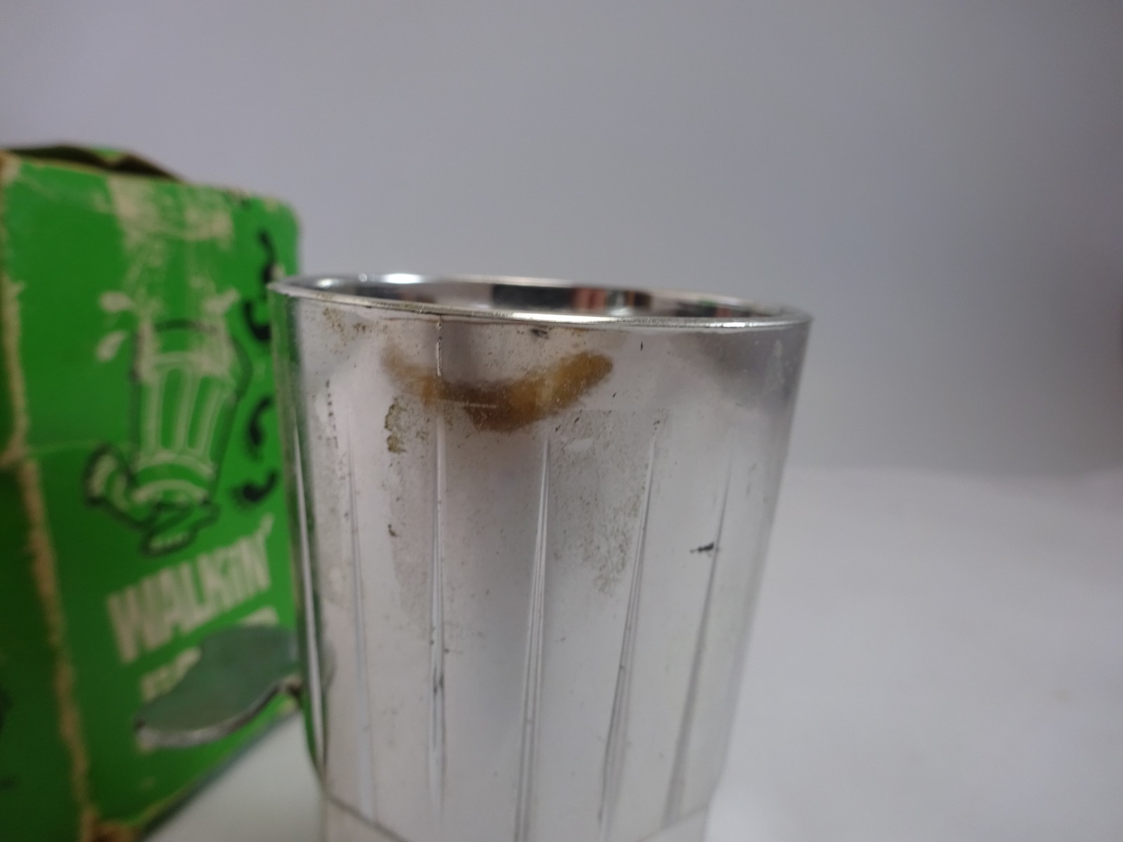 VINTAGE 1966 FUNNY NOVELTY GAG GIFT WALKING JIGGER MECHANICAL SHOT GLASS WIND UP