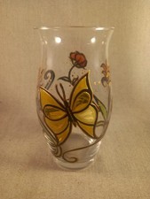 Ancien vase en verre décoré