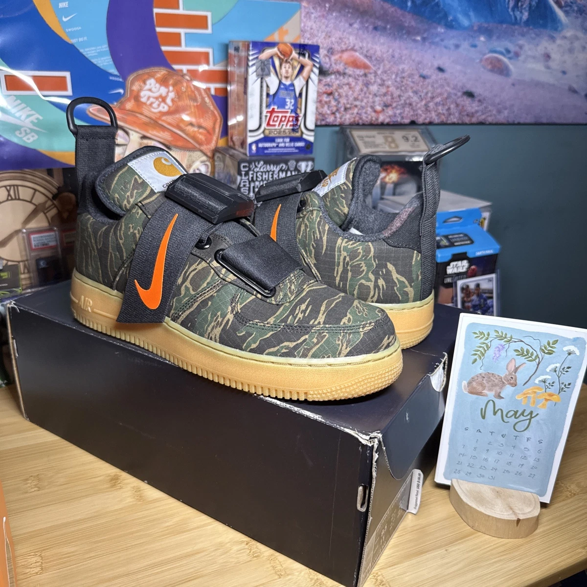 Preços baixos em Nike Carhartt WIP x Air Force 1 Utility Premium