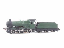 Graham Farish N Gauge Green Steam Locomotive With Tender - Unnumbered