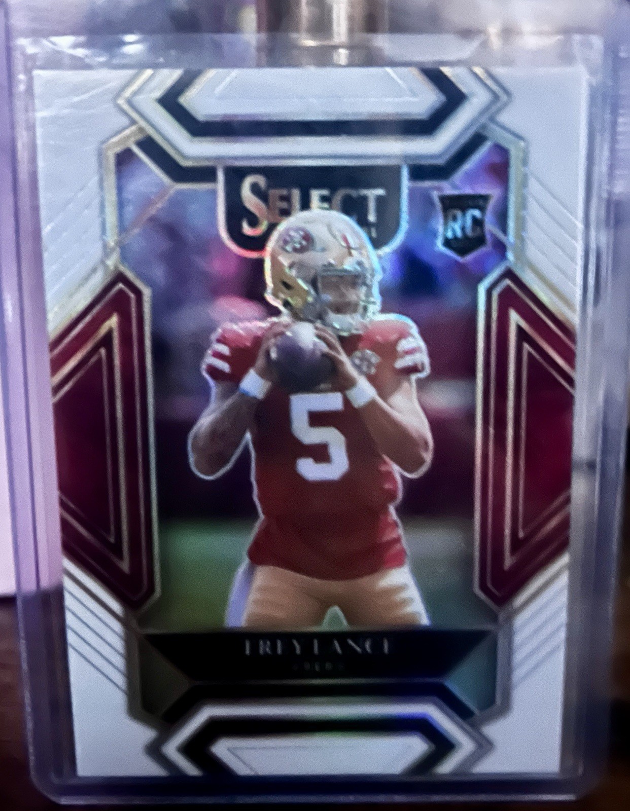 Trey Lance 2021 Football Select Club Level White Prizm /35 SSP RC