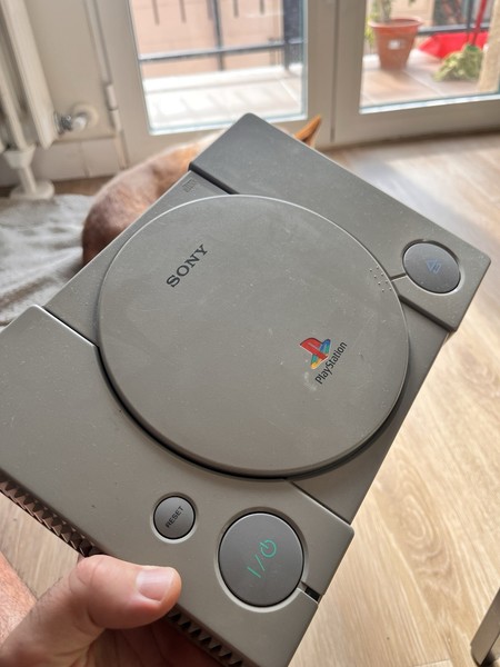 Sony PlayStation 1 Consola - Gris, Cables y Mandos