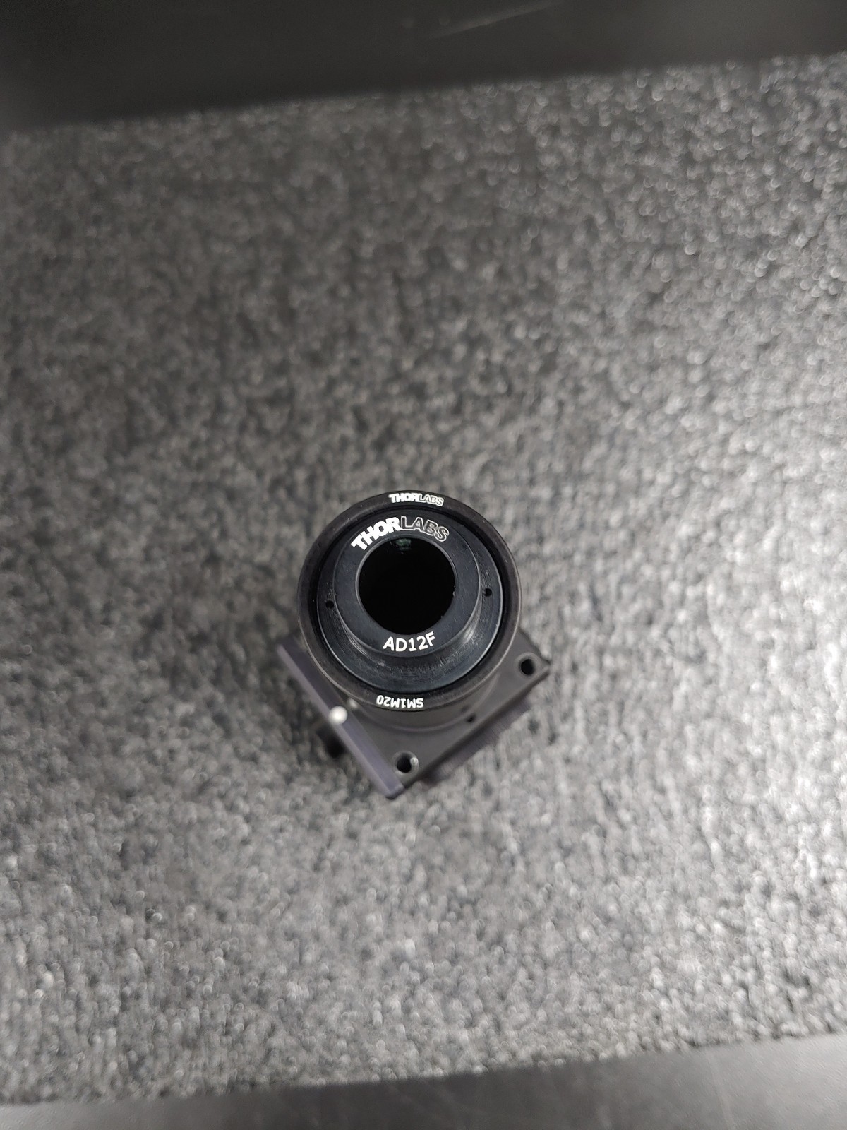 THORLABS CM1-DCH 30 mm Cage Cube w FFM1 Filter Mount AD12F SM1CP2 SM1M20