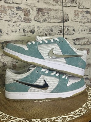 Nike SB Dunk Low x April Skateboards Turbo Green FD2562-400 Size 9.5 Men / 11W