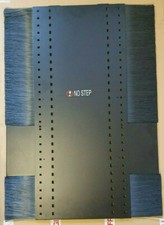 T408 APC NetShelter SX 750mm wide x 1200mm deep networking roof AR7716