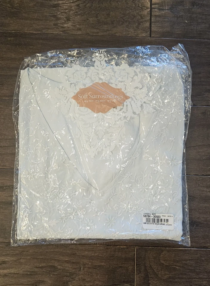 NOVO Vestido de Noite Soft Surroundings Branco Celestia Bordado Recorte 2X Novo na embalagem - Imagem 3 de 4