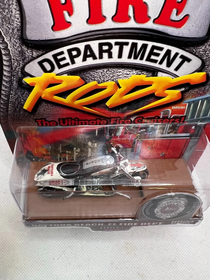 Hot Wheels Fire Rods Serie 1 Daytona Beach, Departamento de Bomberos de Florida Scooter Scorchin' (5) Foto 3 de 4
