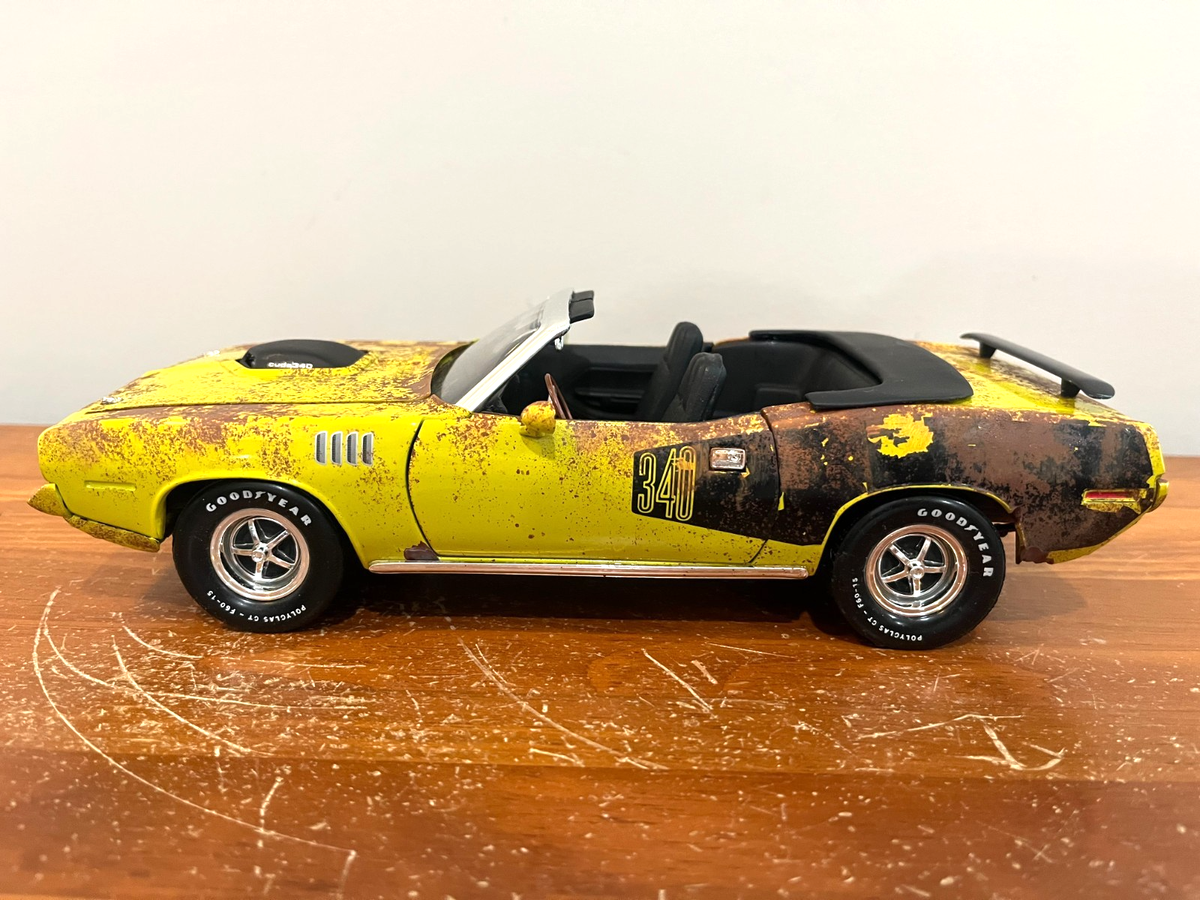 アーテル (ERTL)1/18 1971 PLYMOUTH 'CUDA Ertl Plymouth Purple