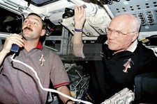 COMMANDER CURTIS BROWN AND JOHN GLENN ON FLIGHT DECK 1998 4X6 POSTCARD PHOTO