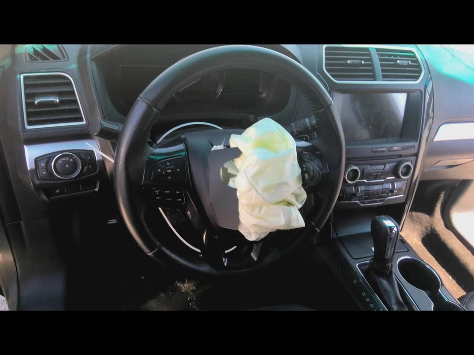 2016 - 2017 FORD EXPLORER Steering Column Floor Shift - Изображение 2 из 4