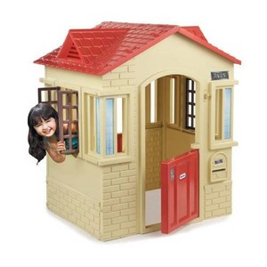 childrens plastic playhouse