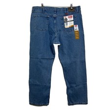 Wrangler Denim Blue Jeans Men  s 42  x 30  Relaxed Fit Cotton