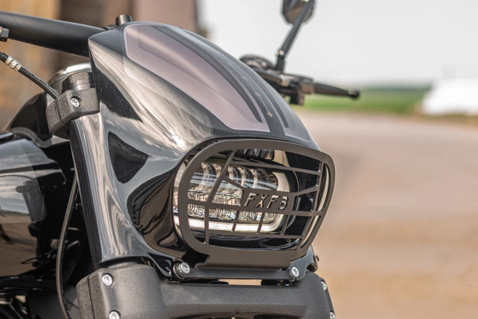 HARLEY-DAVIDSON AGGRESSOR M8 SOFTAIL FAT BOB FXFB FXFBS HEADLIGHT FAIRING 18-24 - Image 3 of 4