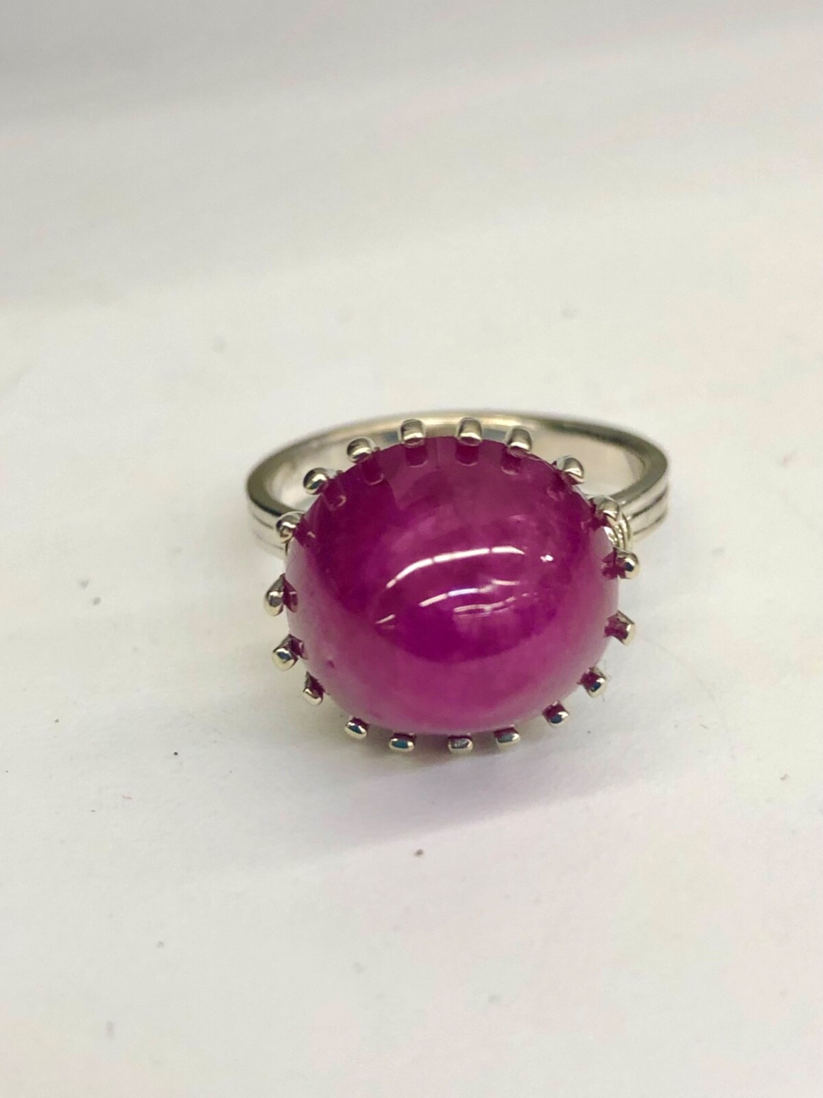 Burma Ruby White Gold Solitaire Ring 14 White Gold - image 6