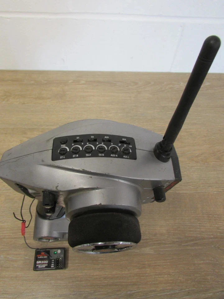 SPEKTRUM DX3E controller transmitter handset RC RADIO SR300 2.4ghz set DSM DX2 - Image 2 of 4