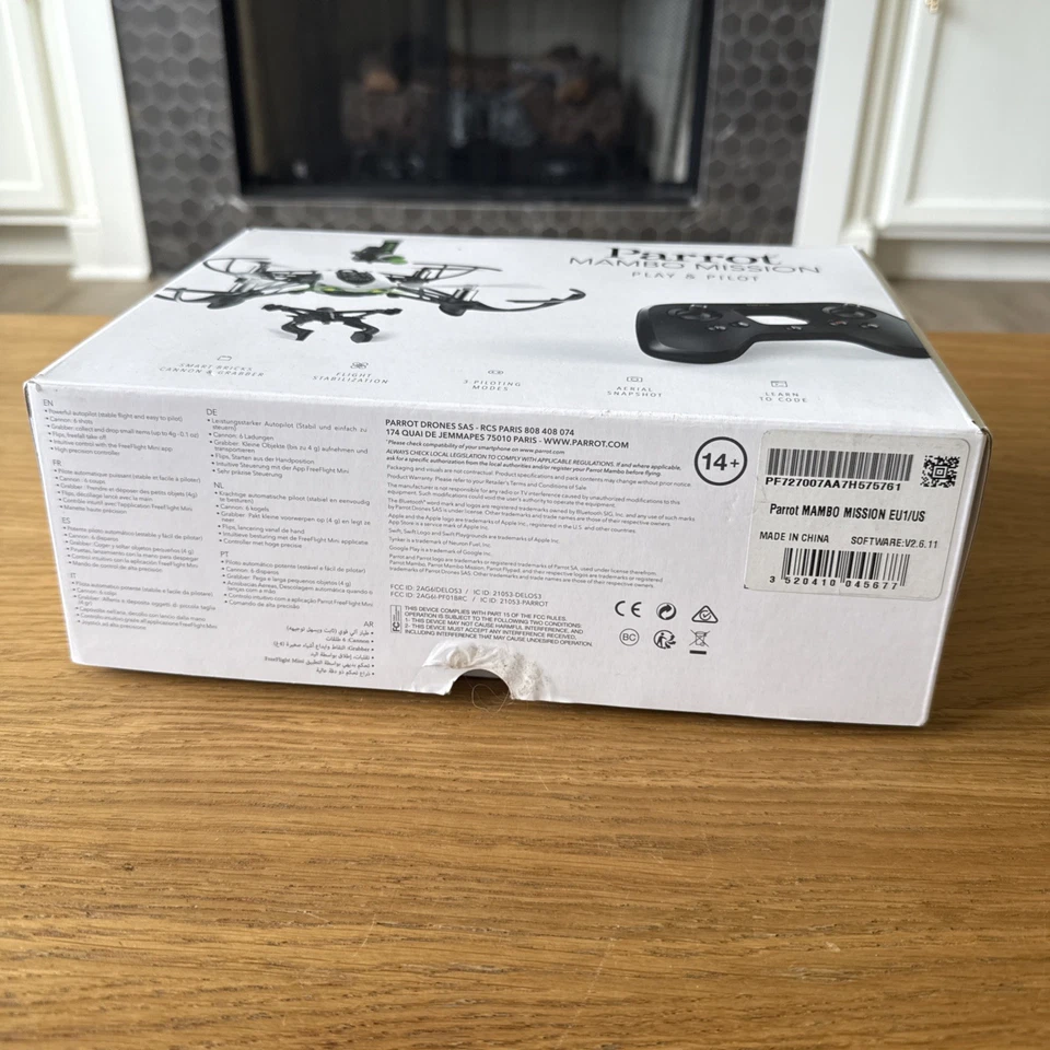 Parrot Mambo Mission Play & Pilot Drone EUC SUPER RARE OUT OF STOCK - Image 2 of 4