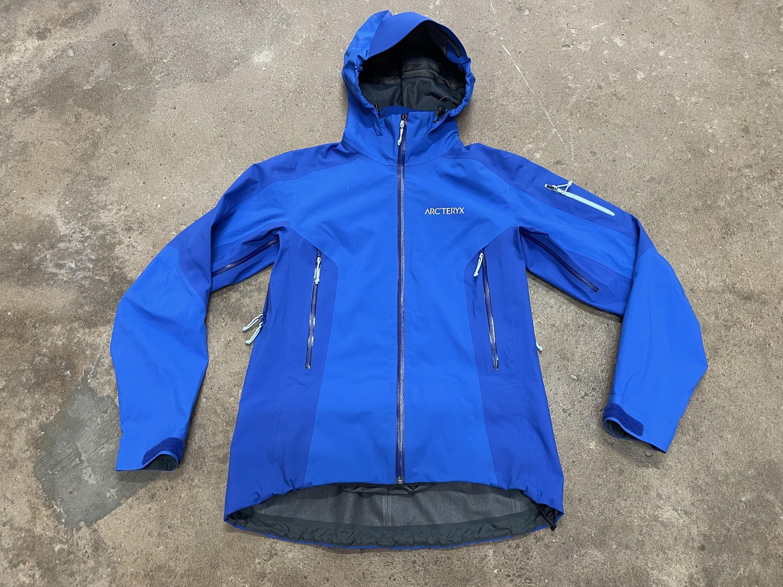 Arc'teryx Jacket Womens Medium Blue Gore Tex Hooded Waterproof Rain Shell Ski