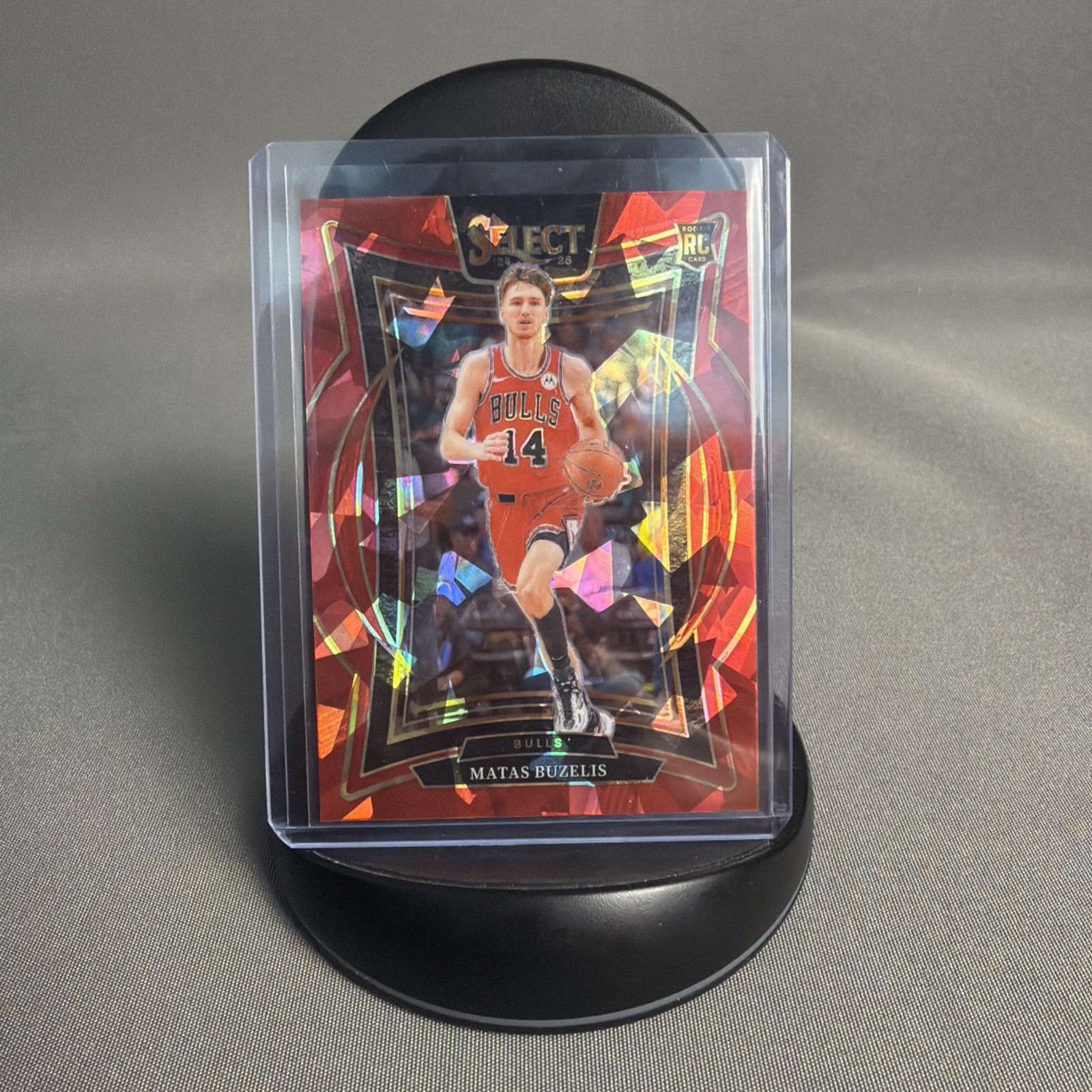 Matas Buzelis 2024-25 Panini Select Concourse #70 Red Cracked Ice Prizm RC Bulls