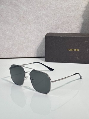 Tom Ford FT0852 Aviator Sunglasses 60-16-145 Men's Women's Authentic Italy