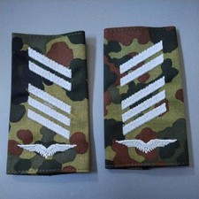 Schulterklappen Schulterschlaufen Luftwaffe Oberstabsgefreiter Tarn/wei&szlig;