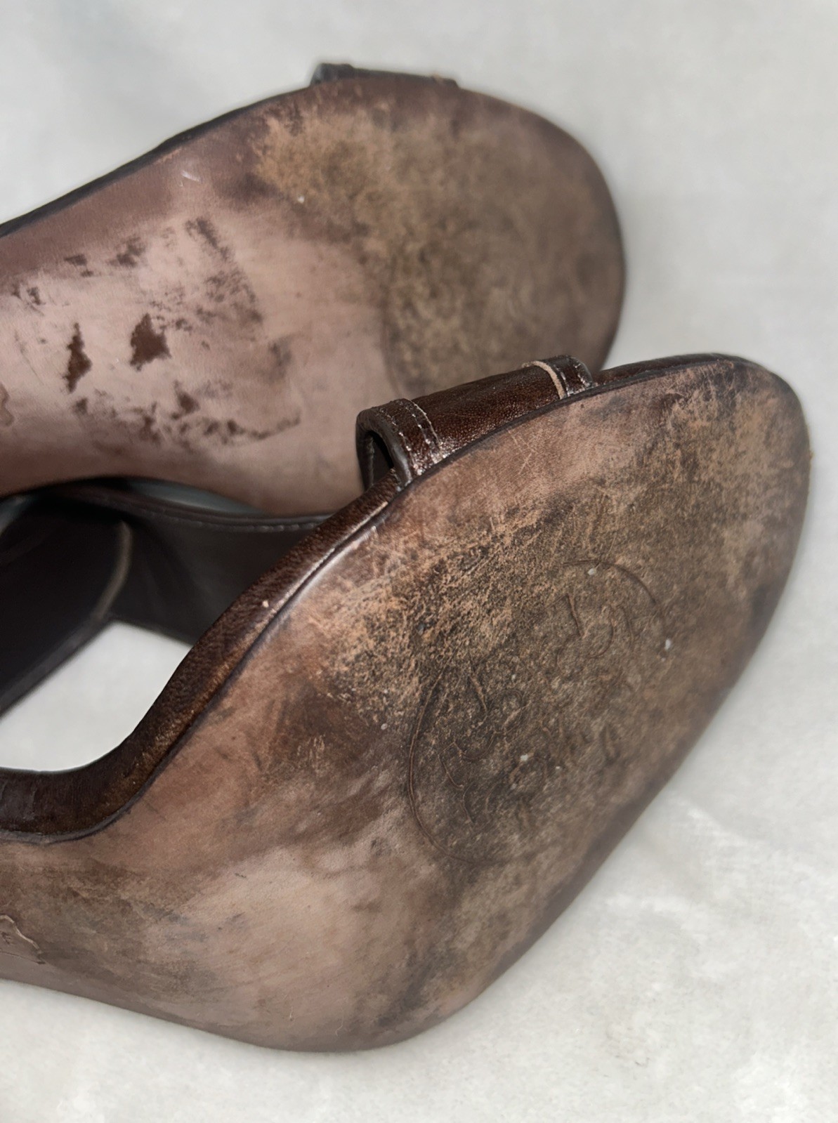 Tory Burch Black Textured Leather Peep Toe Ankle T-Strap Heels Size 9.5 BROWN thumbnail 9