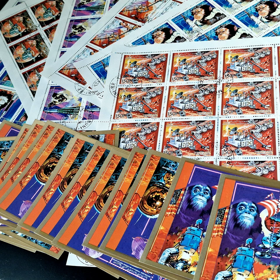 Comoros 1992 - Space USSR USA - CTO - 175 Stamps 25 Full Sets incl. 25 Blocks - Image 2 of 4