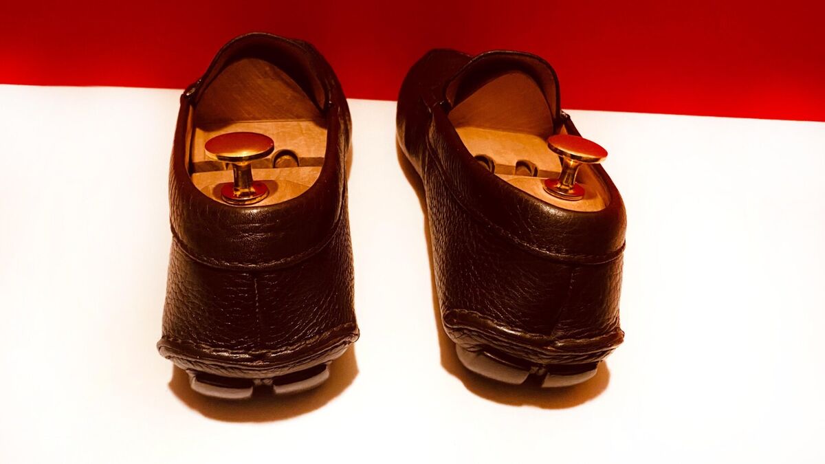 $849.00 !! PRADA MEN LUXURY BROWN PEBBLED LEATHER LOAFERS $849.00 !! PRADA MEN LUXURY BROWN PEBBLED LEATHER LOAFERS
