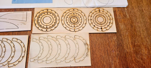 Megatech LZ127 Graf Zeppelin 1/300 MTC7000 31" langer Holzbausatz OVP - Bild 7 von 10