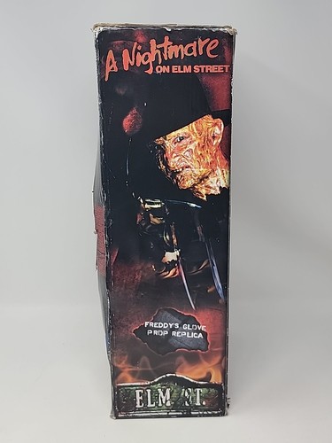 NECA Nightmare On Elm Street Freddy Krueger Glove Prop Replica Original 2014 - Picture 2 of 24