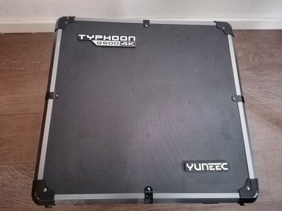 Yuneec Typhoon Q500 4K Quadrocopter RTF Kamera-Drohne 