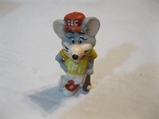 1986 Showbiz Pizza Time Chuck  E Cheese Mouse Baseball Player  Figure