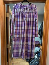 Set of 2. ARIA VELOUR FLEECE NIGHTGOWN POCKETS PURPLE GRAY PLAID Black M SOFT