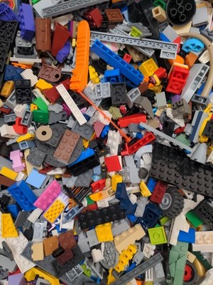 ~900 pcs LEGO Bulk Lot 3 lbs Random Bricks Plates Parts Genuine Cleaned